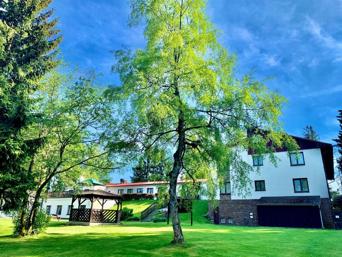 Hotel A Penzion Pegas Vlachovice المظهر الخارجي الصورة